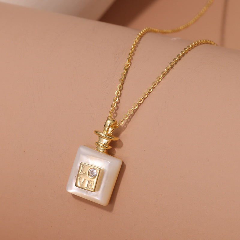 Design Perfume Pendant Necklace